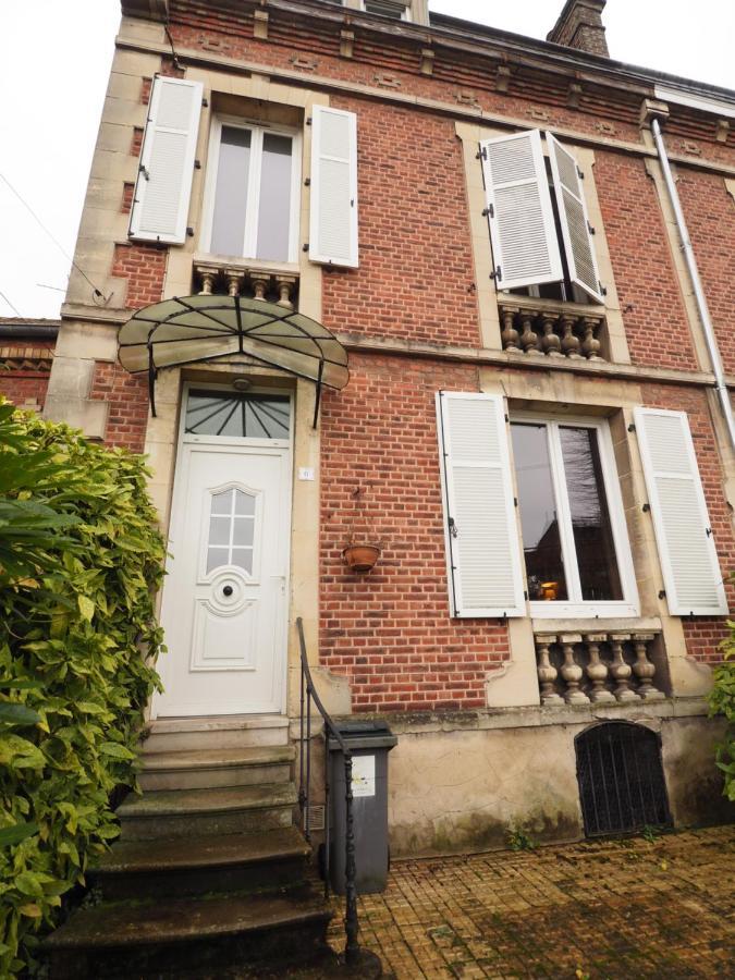 Elegant Bourgeoise Style House With Garden Villa Laon Kültér fotó